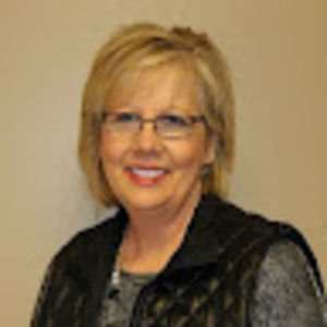 Meet your Posher, Suzanne